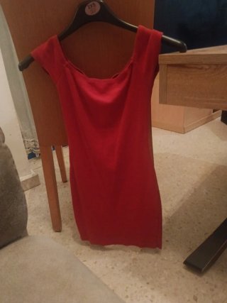 Vestido rojo escotado