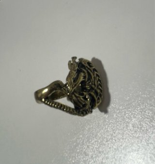 Anillo Diseño Alien Dorado