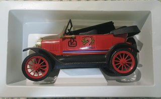 Coche Payá a batería rojo de 1922