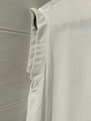 Camisa Mango blanca sin mangas