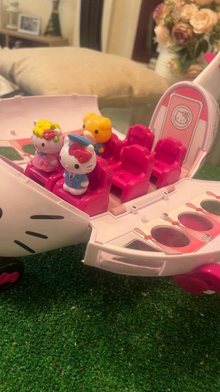 Avión Hello Kitty