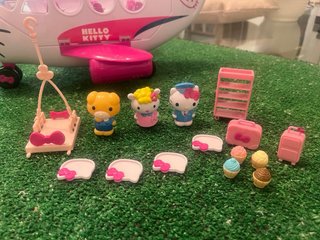 Avión Hello Kitty