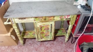 Cómoda vintage con cajón y puerta
