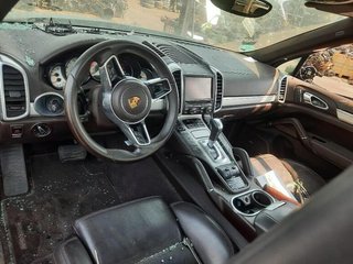 Bandeja tras porsche 7p5863546abdp8 cayenne 223451