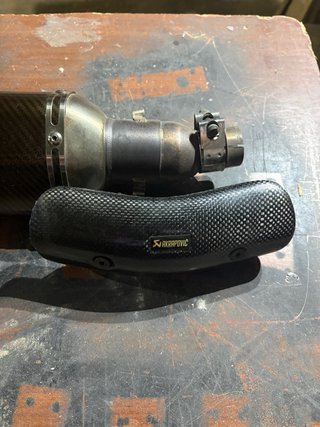Tubo de escape Akrapovic Universal