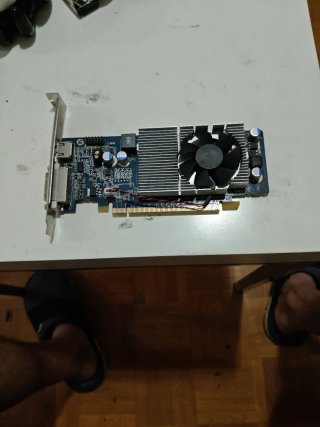 Disco Duro WD 500GB SATA 6.0Gbps mas tarjeta gráfi