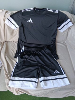 Conjunto Adidas Hombre Negro y Blanco