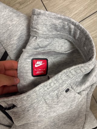 Conjunto Nike Tech Gris