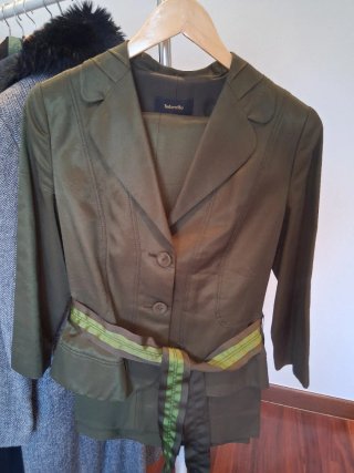 Traje chaqueta y dos pantalones Tintoretto verde
