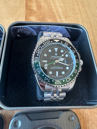 Reloj Fredric GMT-PRO Negro y Verde