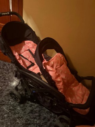 Carrito Gemelar con muy poco uso en perfetas condi
