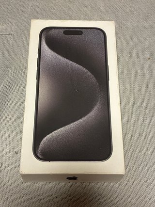 Caja iPhone 15 Pro