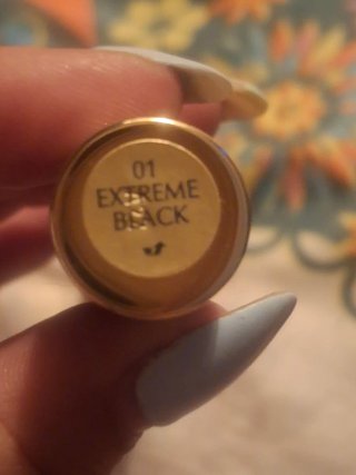 Máscara Estée Lauder Sumptuous Extreme Negra