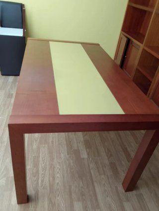 Mesa comedor madera cerezo macizo cristal