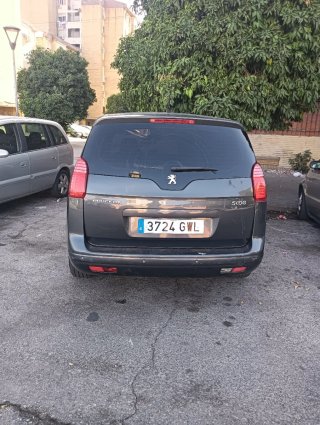 Peugeot 5008 2010