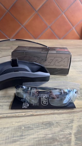 Gafas Carrera Mujer Edición Limitada. ORIGINALES