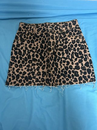 Falda corta estampado leopardo