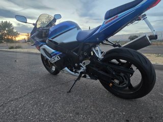 Suzuki GSX-R 750 K5 20 aniversario