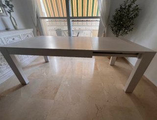 Mesa de comedor madera blanca