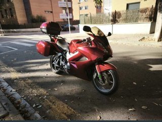 Honda VFR 800 VTEC Roja 2008
