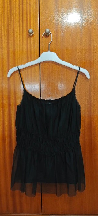 Blusa negra tirantes
