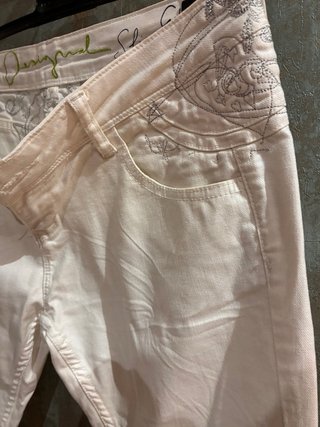 Pantalón blanco desigual talla 30