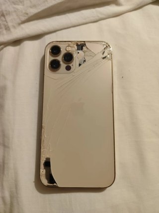 iPhone 12 Pro Dorado