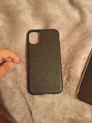 iPhone 11 blanco lo doy con caja funda y cargador
