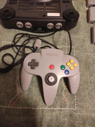 Consola Nintendo 64 Europea + Juegos
