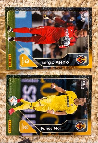 4 Cromos Villarreal CF - Megacracks 20-21 / 21-22