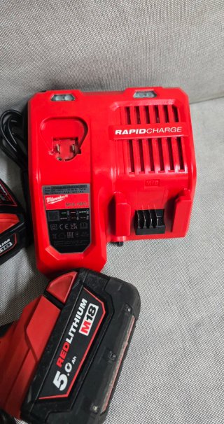 Kit Milwaukee M18 Taladro y Amoladora