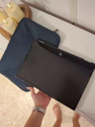 Portátil HP Pavilion Táctil con Huella