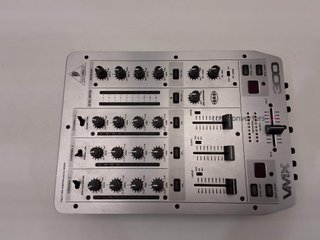 mesa mezclas behringer vmx300