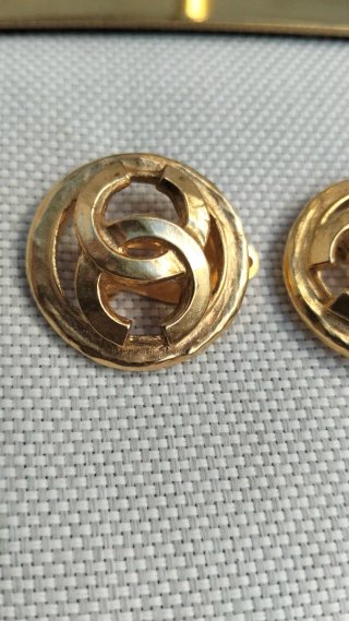 Pendientes Chanel Coco Mark Bañados en Oro