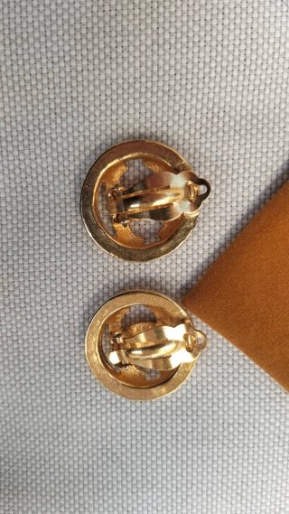Pendientes Chanel Coco Mark Bañados en Oro