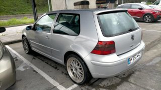 Volkswagen Golf 2000