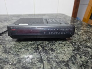 Radio despertador Thomson
