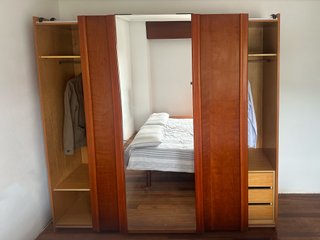 Armario puertas correderas con espejo