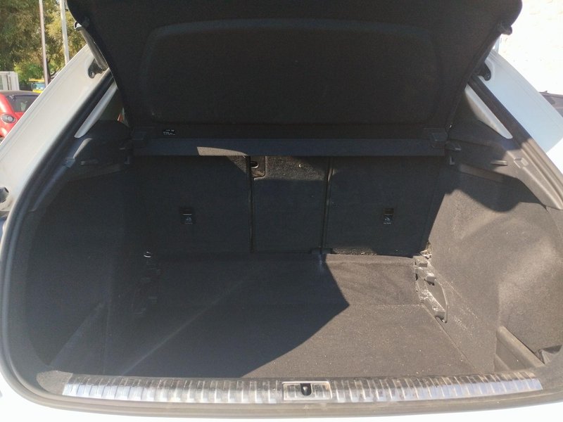 Audi Q3 Advanced 35 TDI 2021, foto 7