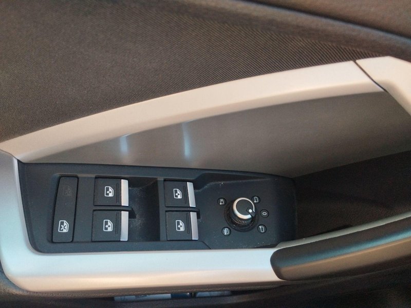 Audi Q3 Advanced 35 TDI 2021, foto 20