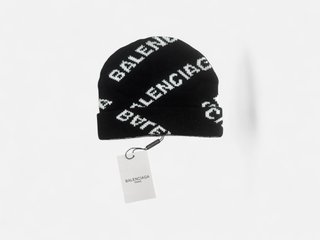 Gorro Negro Blanco Logo