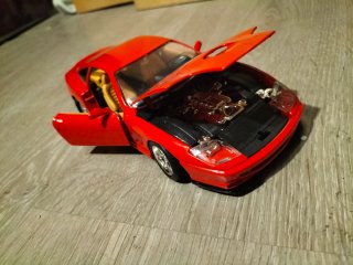 Ferrari 550 Maranello 1:24 Burago