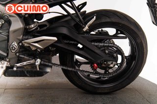 TRIUMPH STREET TRIPLE S