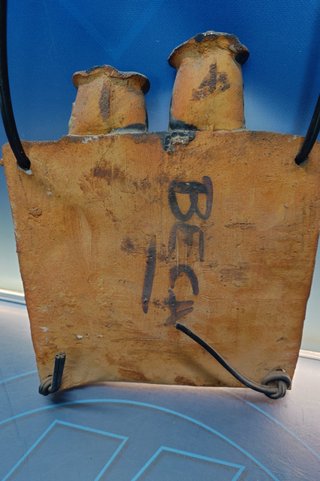 botijo de cerámica de diseño plano o de alforja, dos entradas,mediados del siglo XX