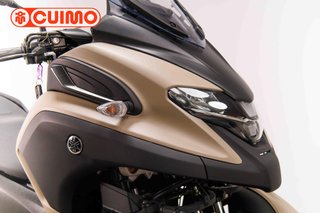 YAMAHA TRICITY 300