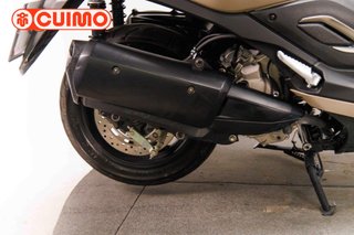 YAMAHA TRICITY 300