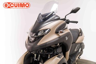 YAMAHA TRICITY 300