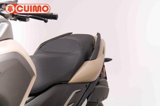 YAMAHA TRICITY 300