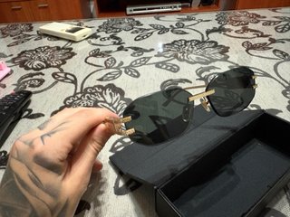 Occhiali da sole Versace originali neri e dorati