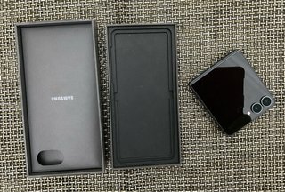 Samsung Galaxy Z Flip Nero